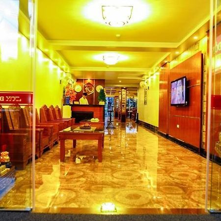 Khach San Kim Dong Hotel Hoang Nga Esterno foto