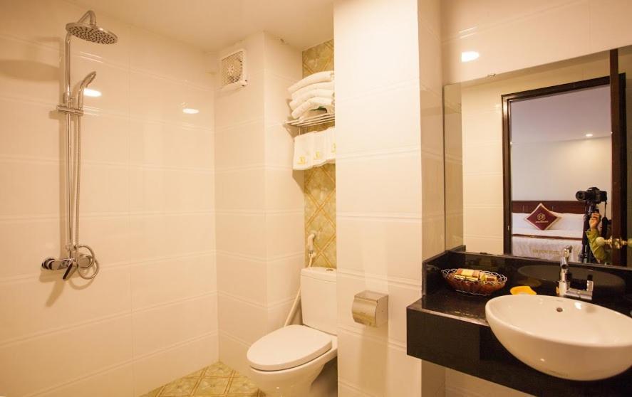Khach San Kim Dong Hotel Hoang Nga Esterno foto